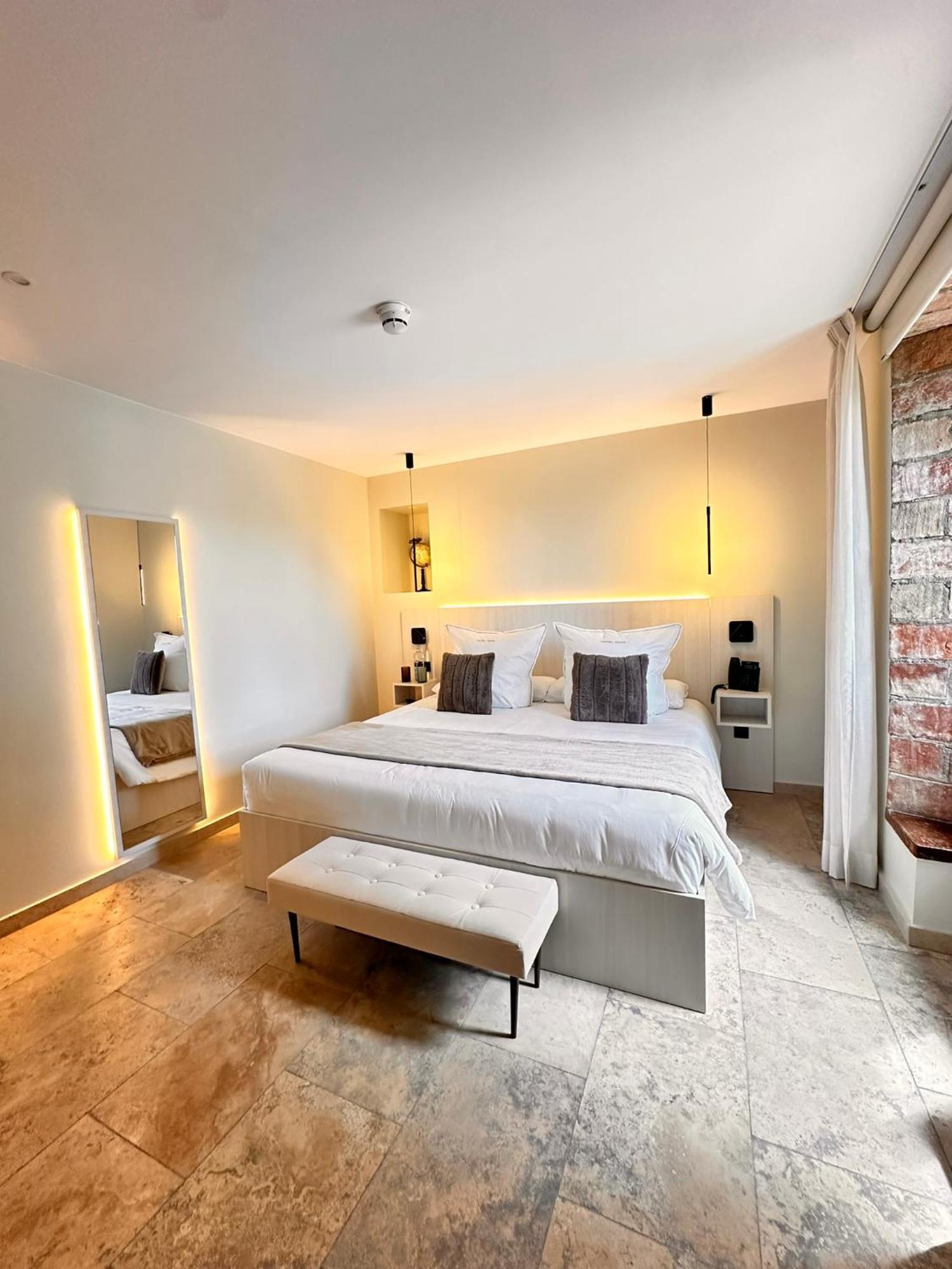 Boutique Hotel Comtal Empuries Roses Esterno foto
