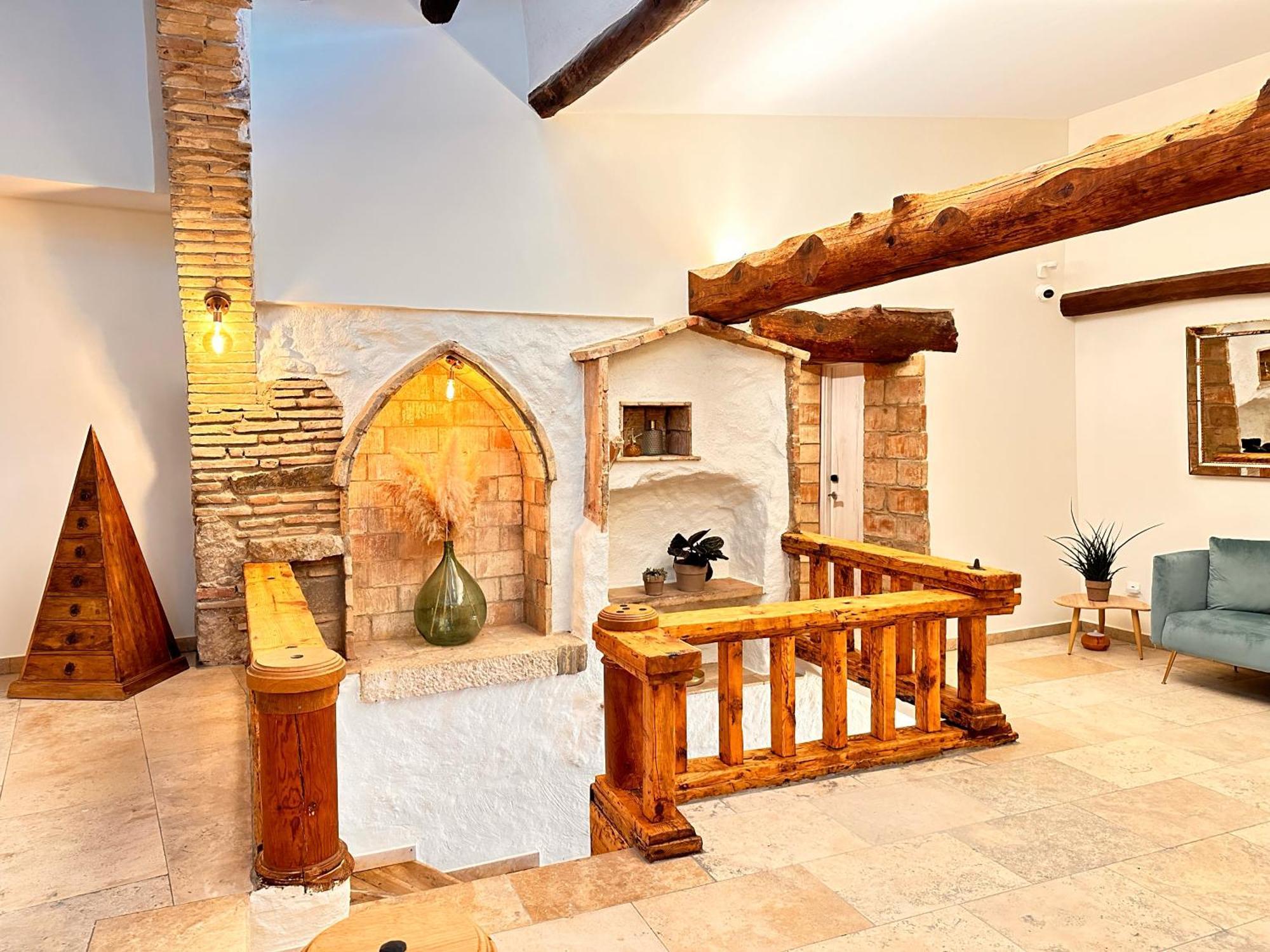 Boutique Hotel Comtal Empuries Roses Esterno foto
