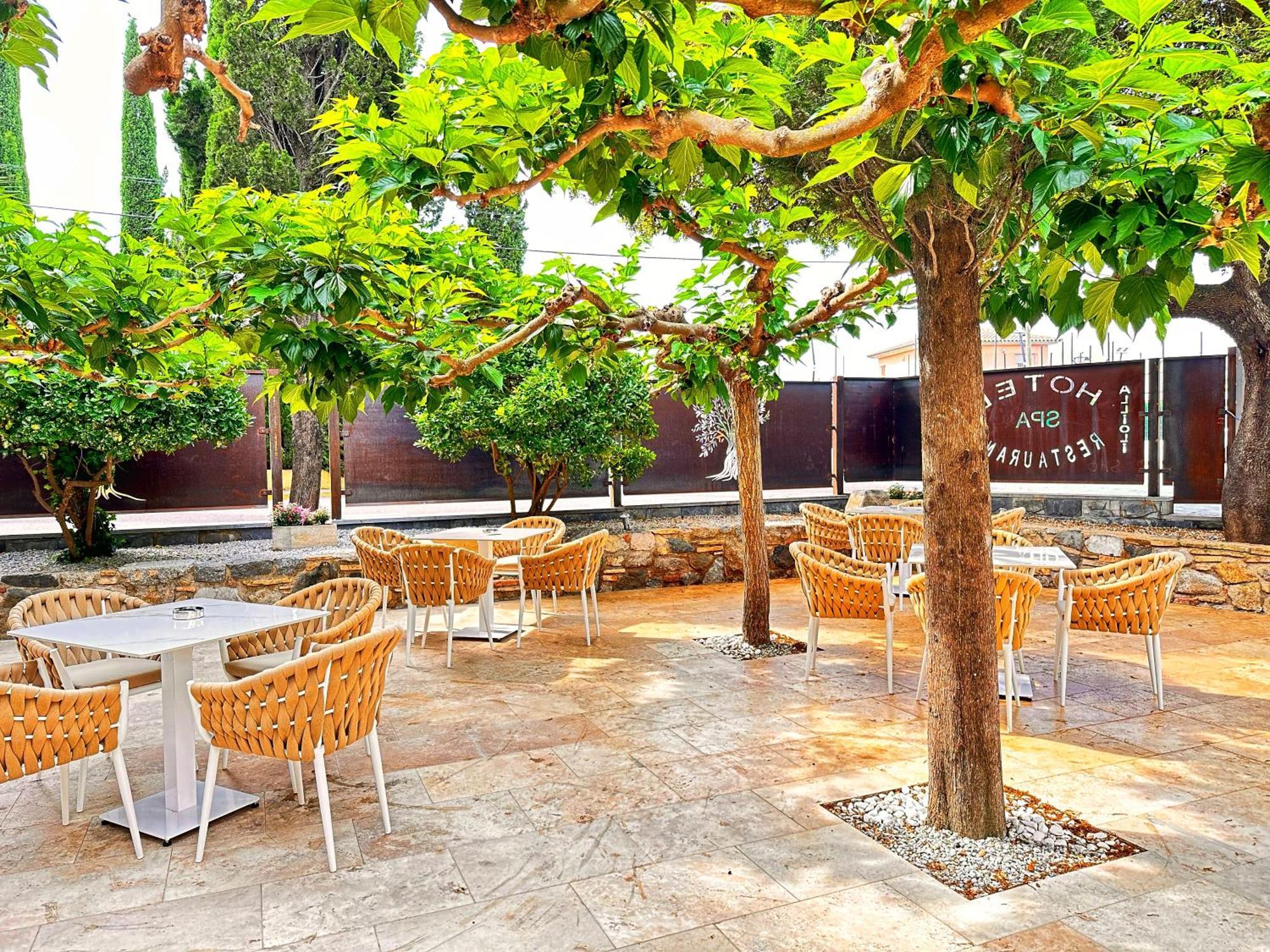 Boutique Hotel Comtal Empuries Roses Esterno foto
