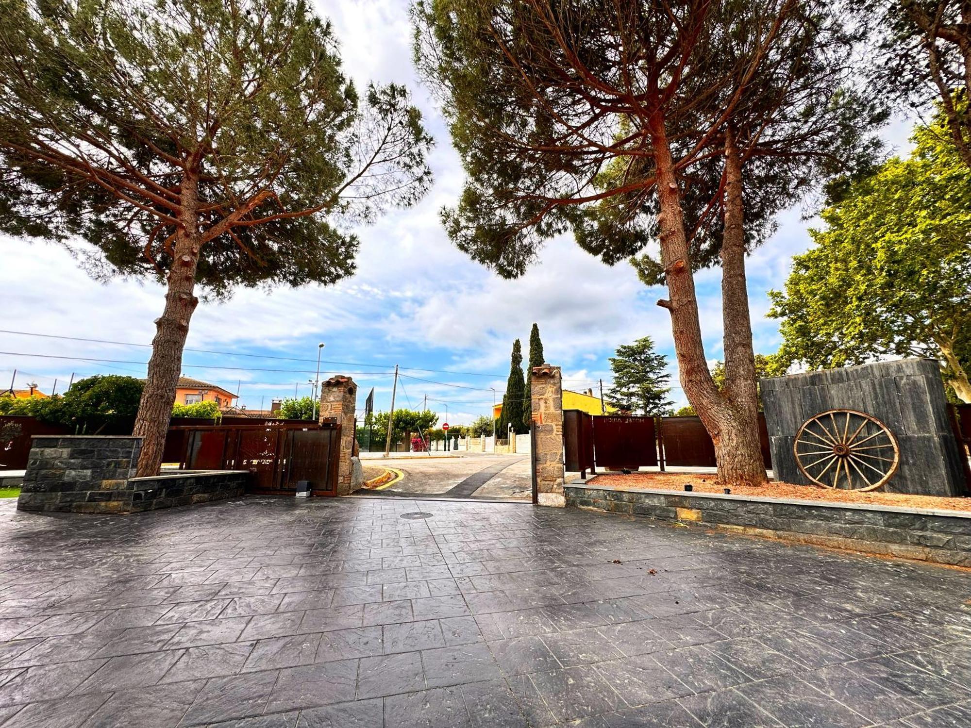 Boutique Hotel Comtal Empuries Roses Esterno foto