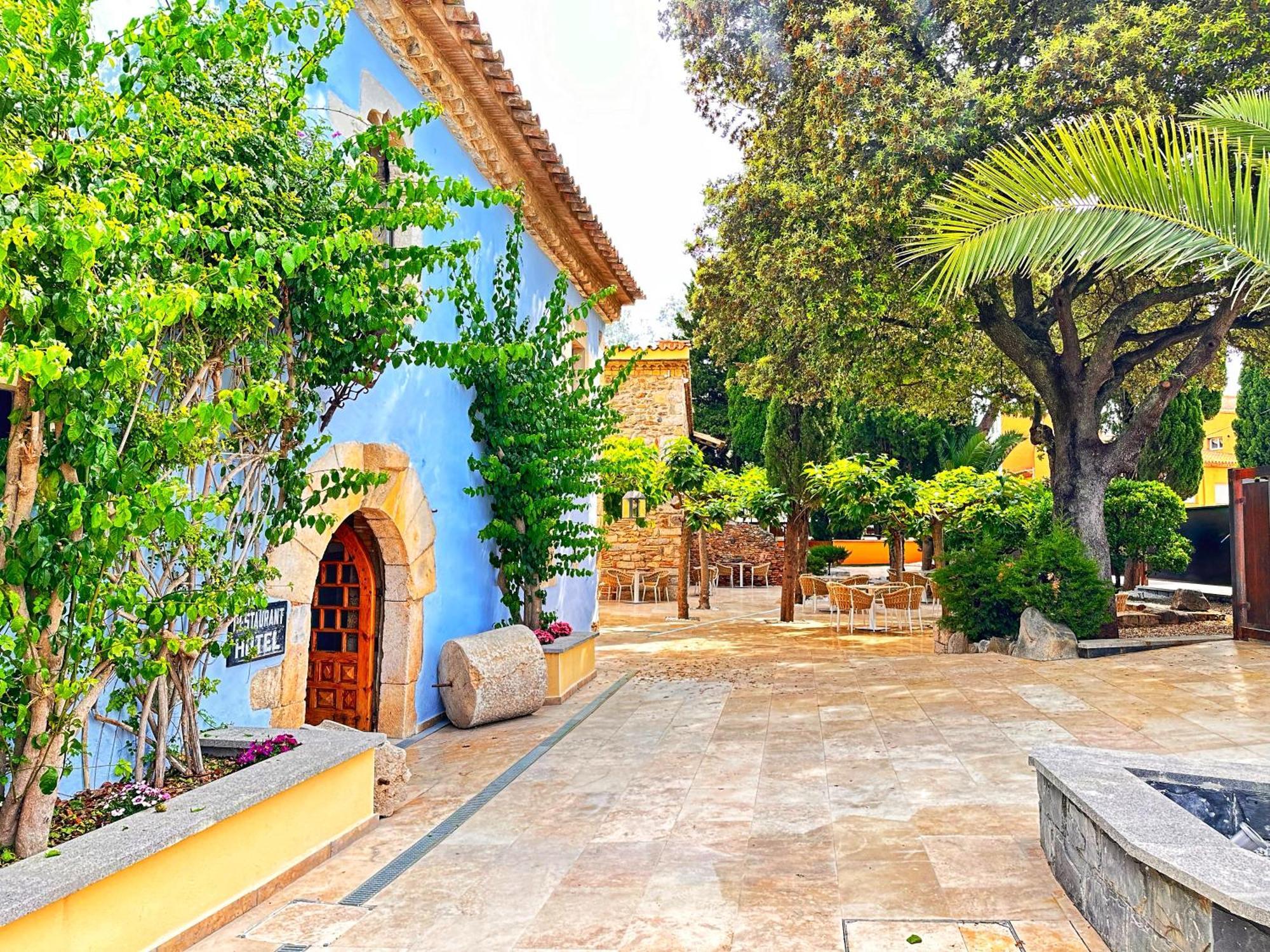 Boutique Hotel Comtal Empuries Roses Esterno foto