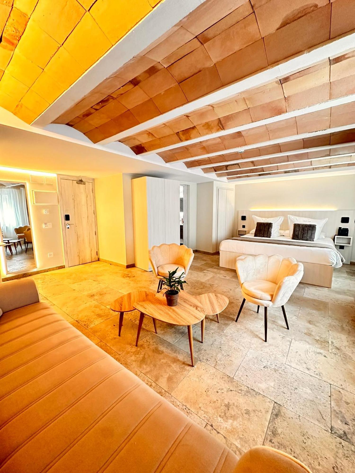 Boutique Hotel Comtal Empuries Roses Esterno foto